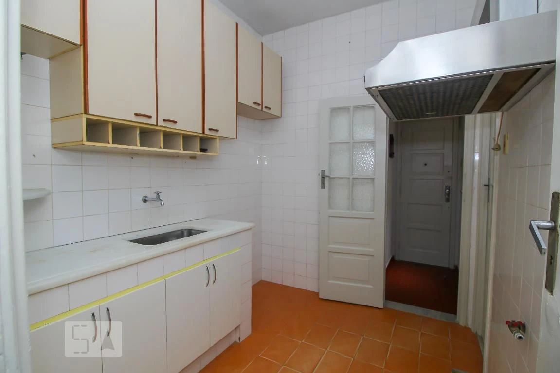 Rental apartment with 2 bedrooms and a balcony — photo 7