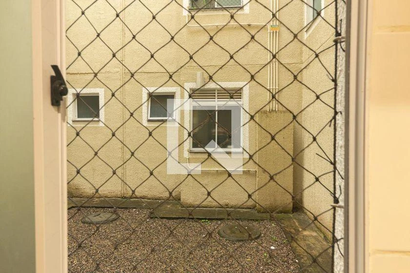 2-bedroom apartment in a building with a gym — photo 48