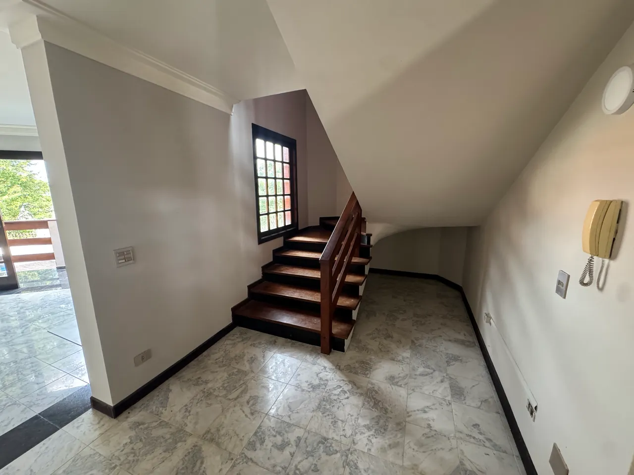 Furnished house with 4 bedrooms and grill on the balcony — photo 11