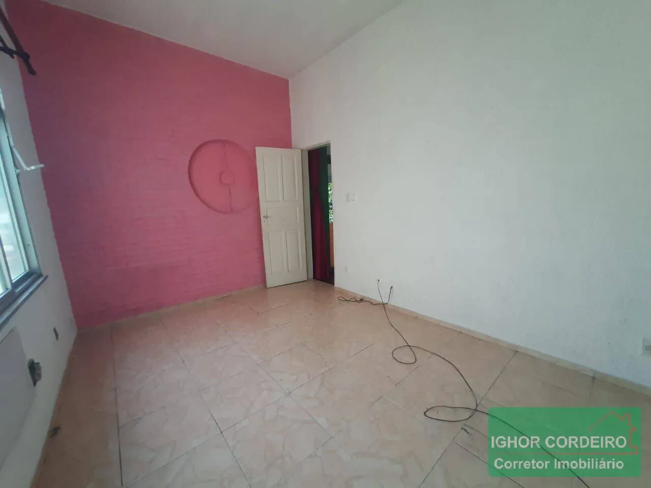 Apartment-style house with laundry area and 2 bedrooms — photo 2
