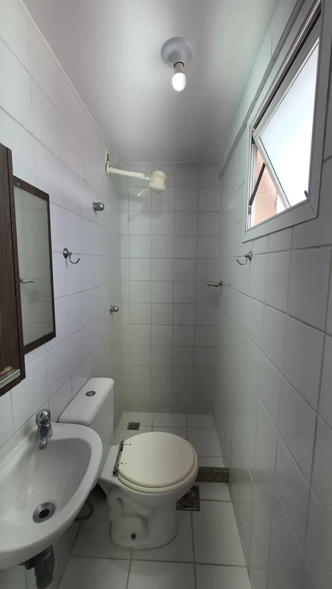 Apartment on the 6th floor with wood or laminate floors — photo 14