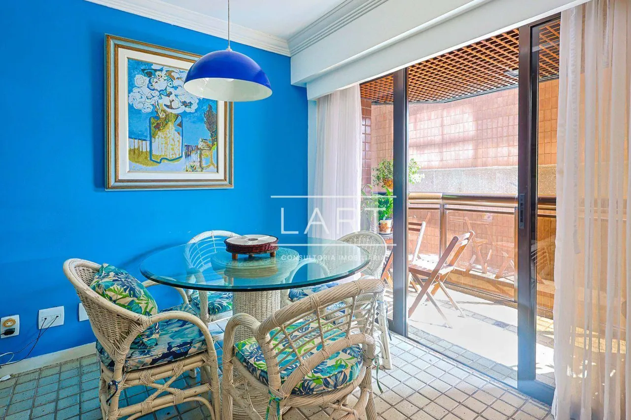 Furnished 2-bedroom apartment with 2 bathrooms — photo 8