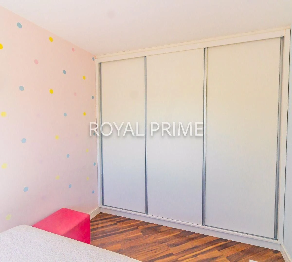 Furnished house, 186 m², with a walk-in closet — photo 41