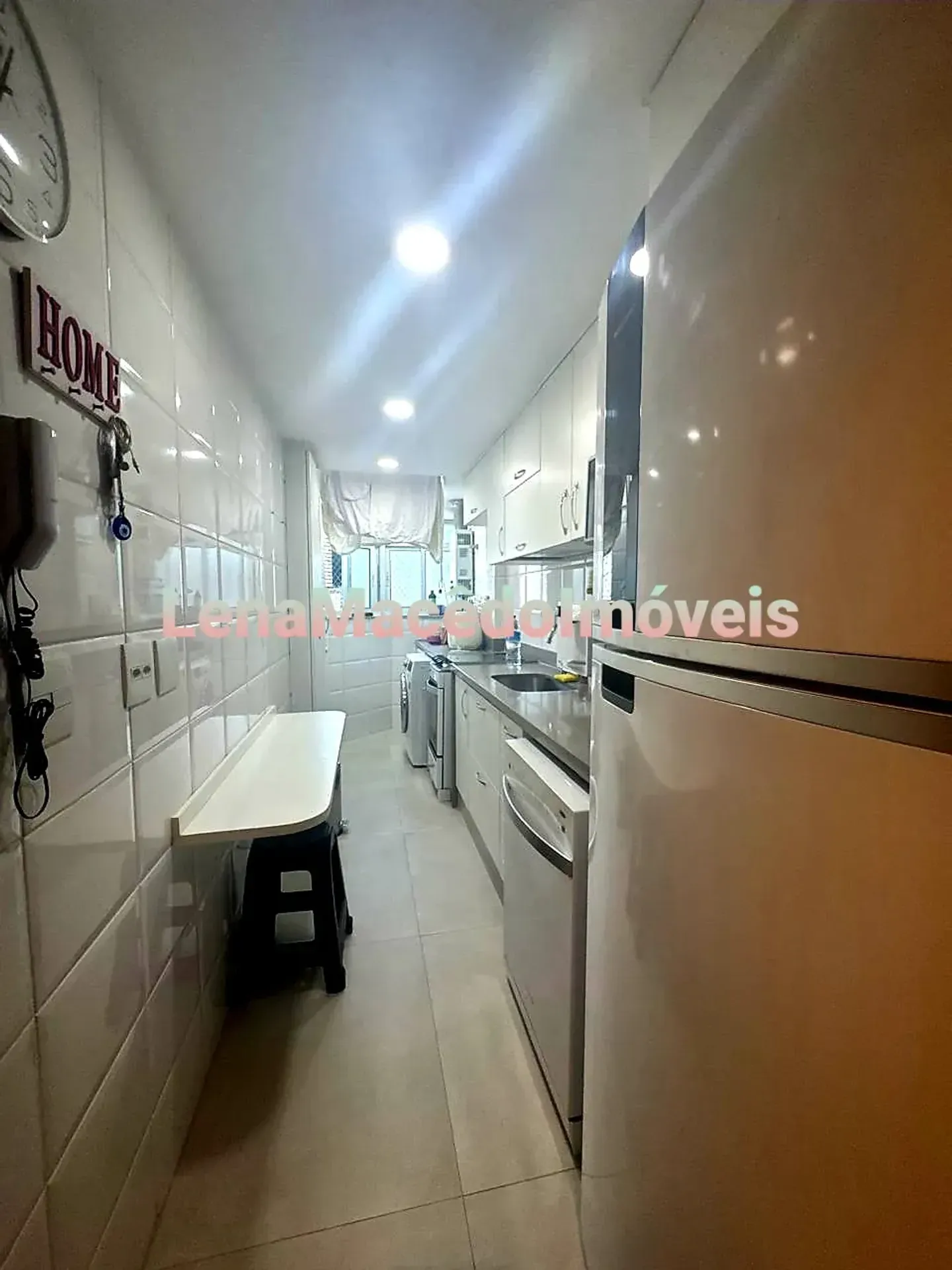70 m² apartment with 2 bedrooms and a balcony — photo 26