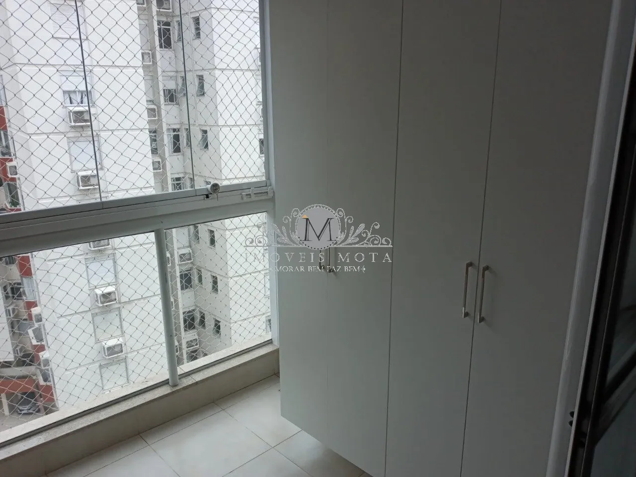 Departamento de 2 dormitorios con balcón cerrado con vidrio — photo 34