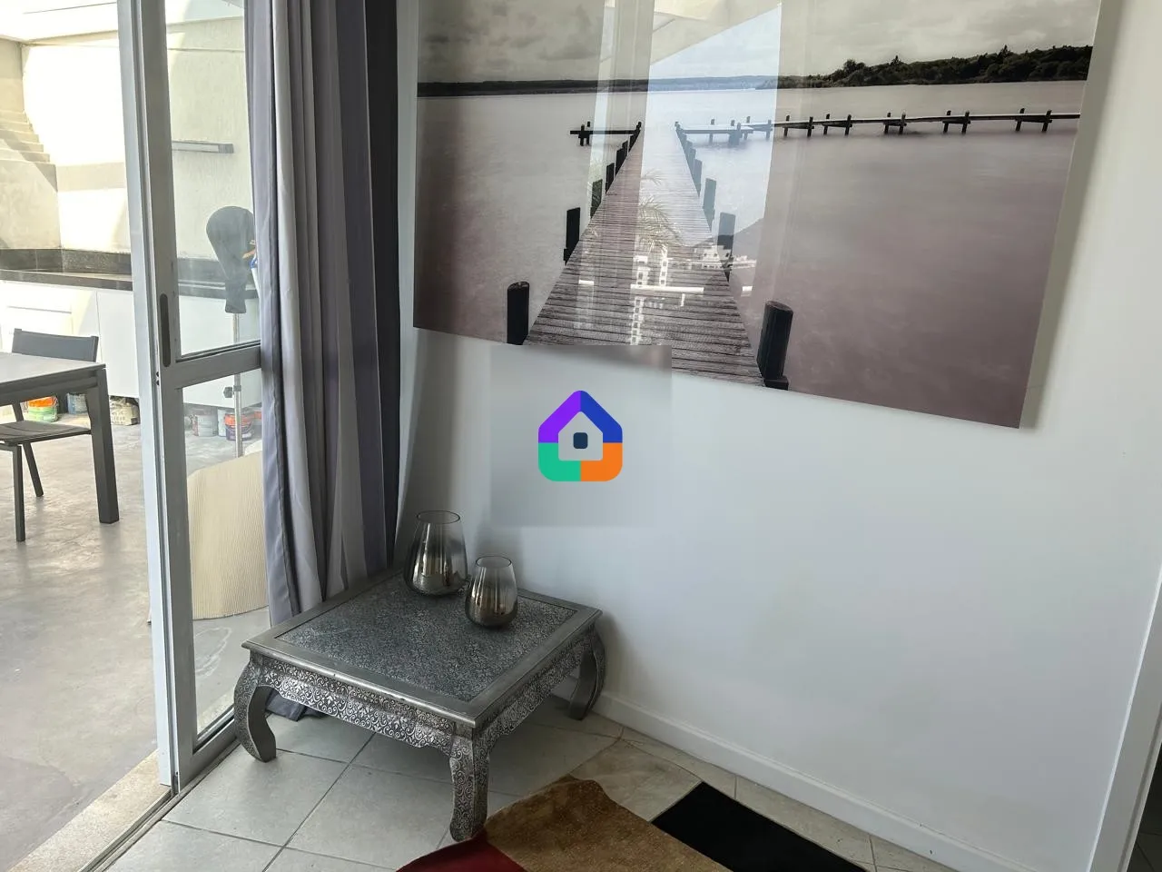 Apartamento com 4 quartos e varanda fechada de vidro — photo 19