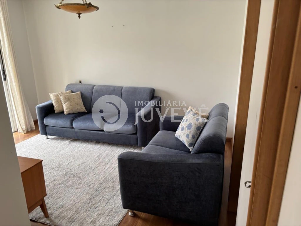 2-bedroom apartment with a washing machine in Curitiba