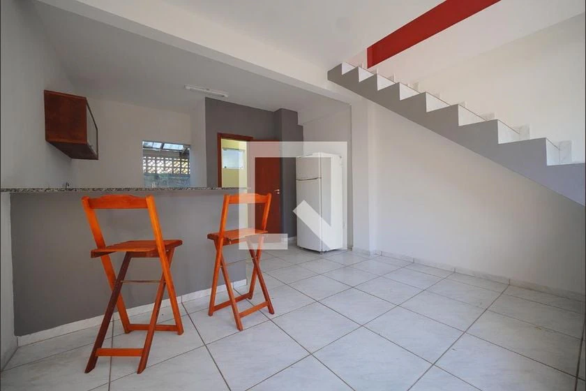 Casa para aluguel com 2 quartos e varanda — photo 3