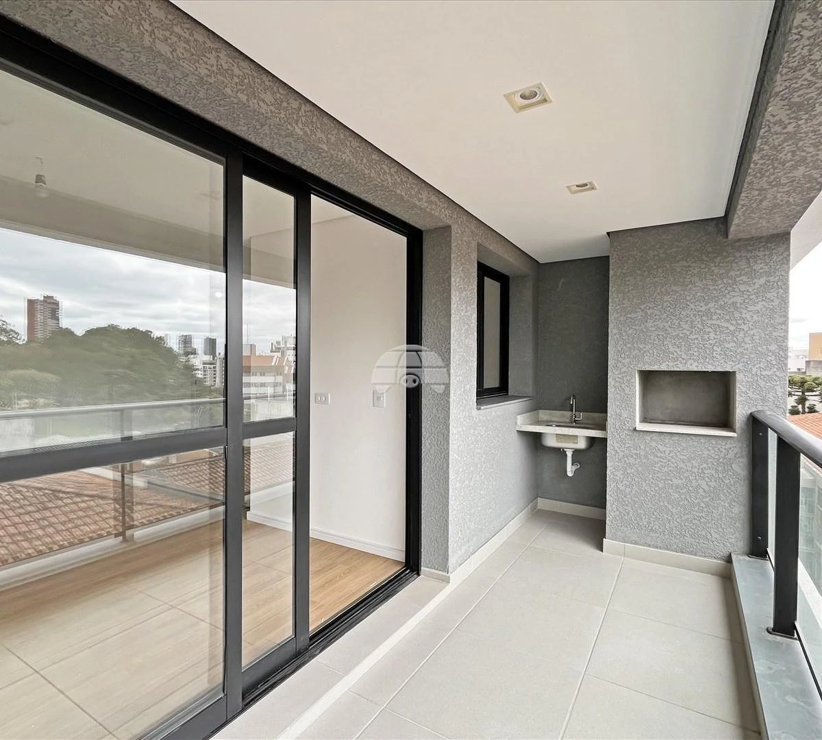 Apartment, 80 m², with a grill on the balcony — photo 10
