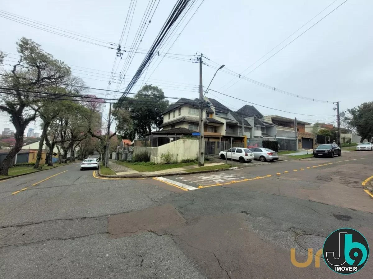 House with 3 bedrooms, 200 m², 3 parking spots and 4 levels — photo 19