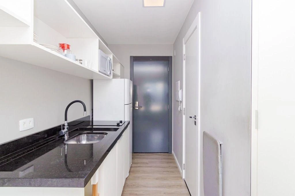 1 quarto e espaço de home office: apartamento de 17 m² — photo 4