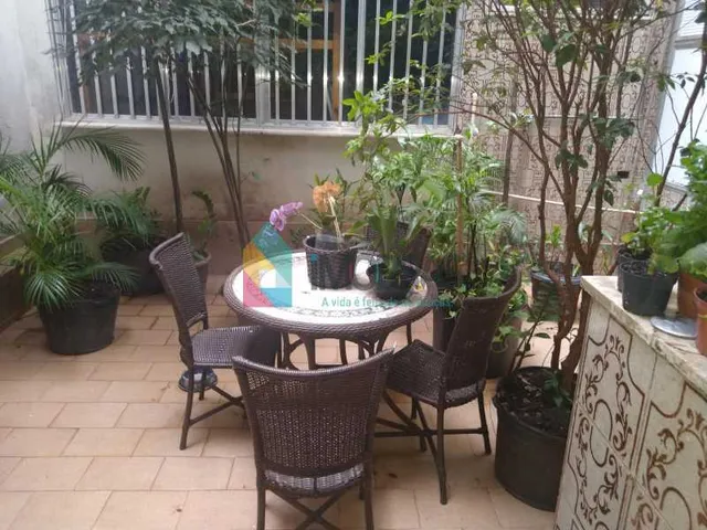 Furnished 3-bedroom apartment with a balcony — photo 10