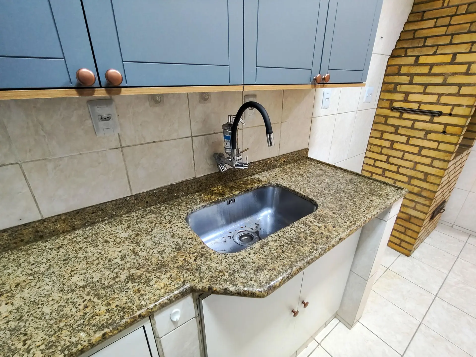Квартира с 3 спальнями и грилем на балконе — photo 18