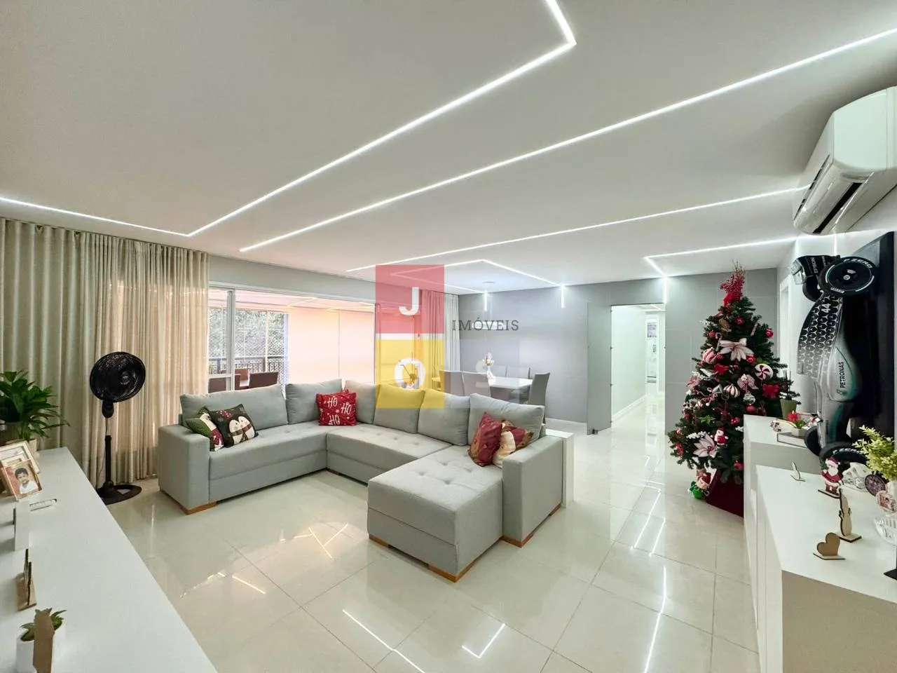4 quartos e varanda envidraçada: apartamento de 193 m² — photo 2