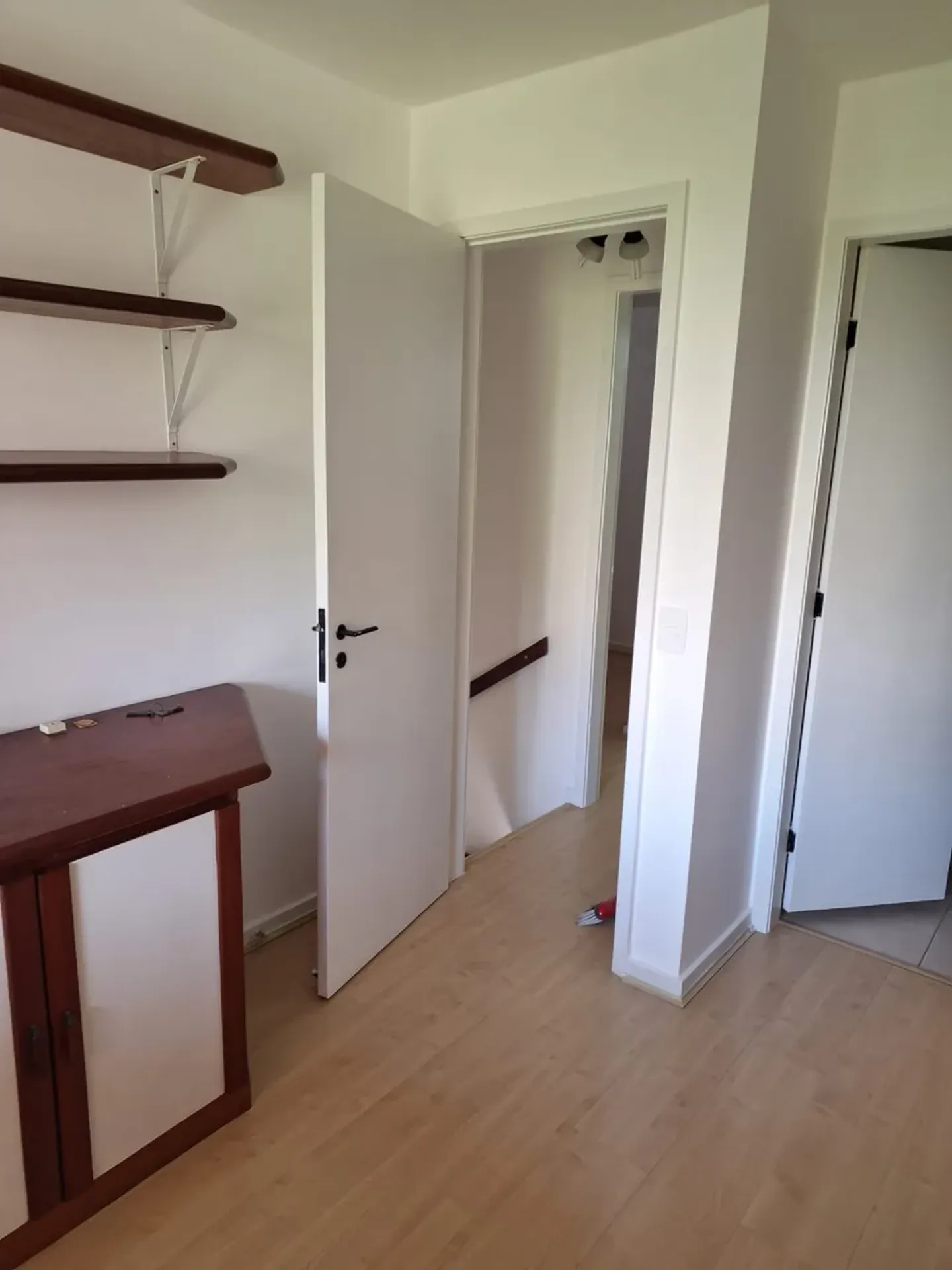 2-bedroom apartment with a grill on the balcony — photo 34