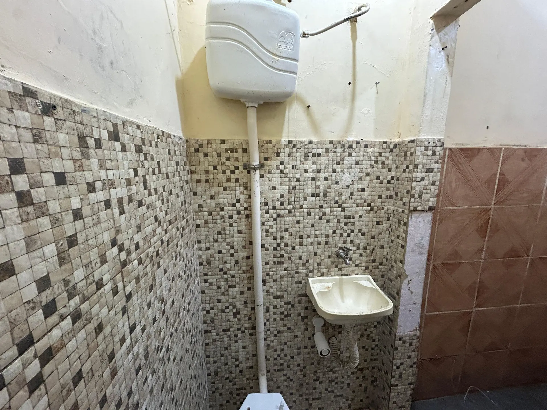 Unfurnished studio for rent with 1 bedroom and 1 bath — photo 16