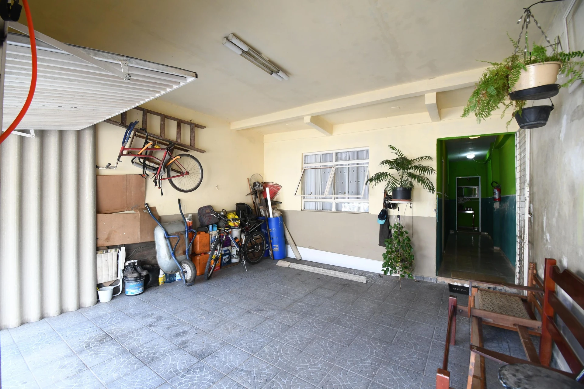 Casa de 55 m² con lavadora y balcón cerrado con vidrio — photo 9