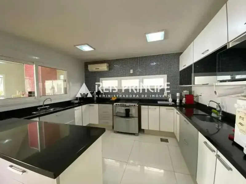 Duplex house with 5 bedrooms and a glass-enclosed balcony — photo 5