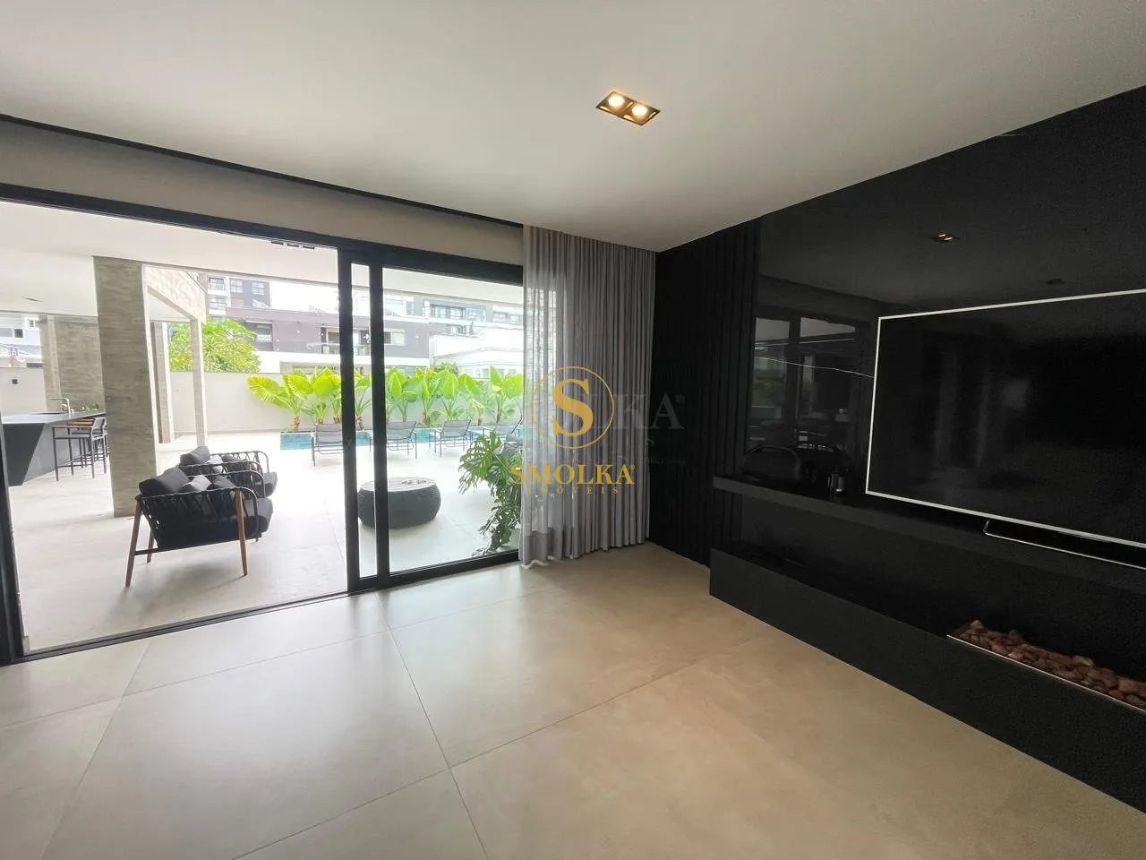 Меблированный дом 645 м² с 5 спальнями и 7 санузлами — photo 30