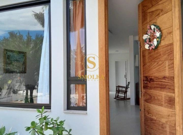 425 m² house with open-plan gas kitchen and 4 bedrooms — photo 7
