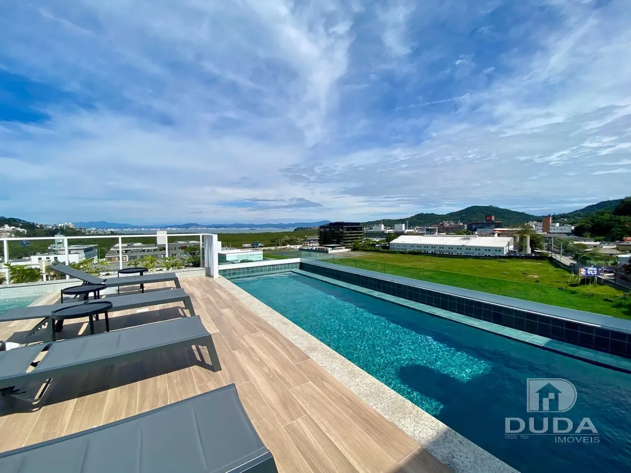 Vista a la montaña y 2 dormitorios: departamento de 72 m² — photo 28