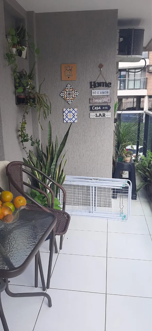 Apartamento mobiliado com 2 quartos e varanda — photo 2