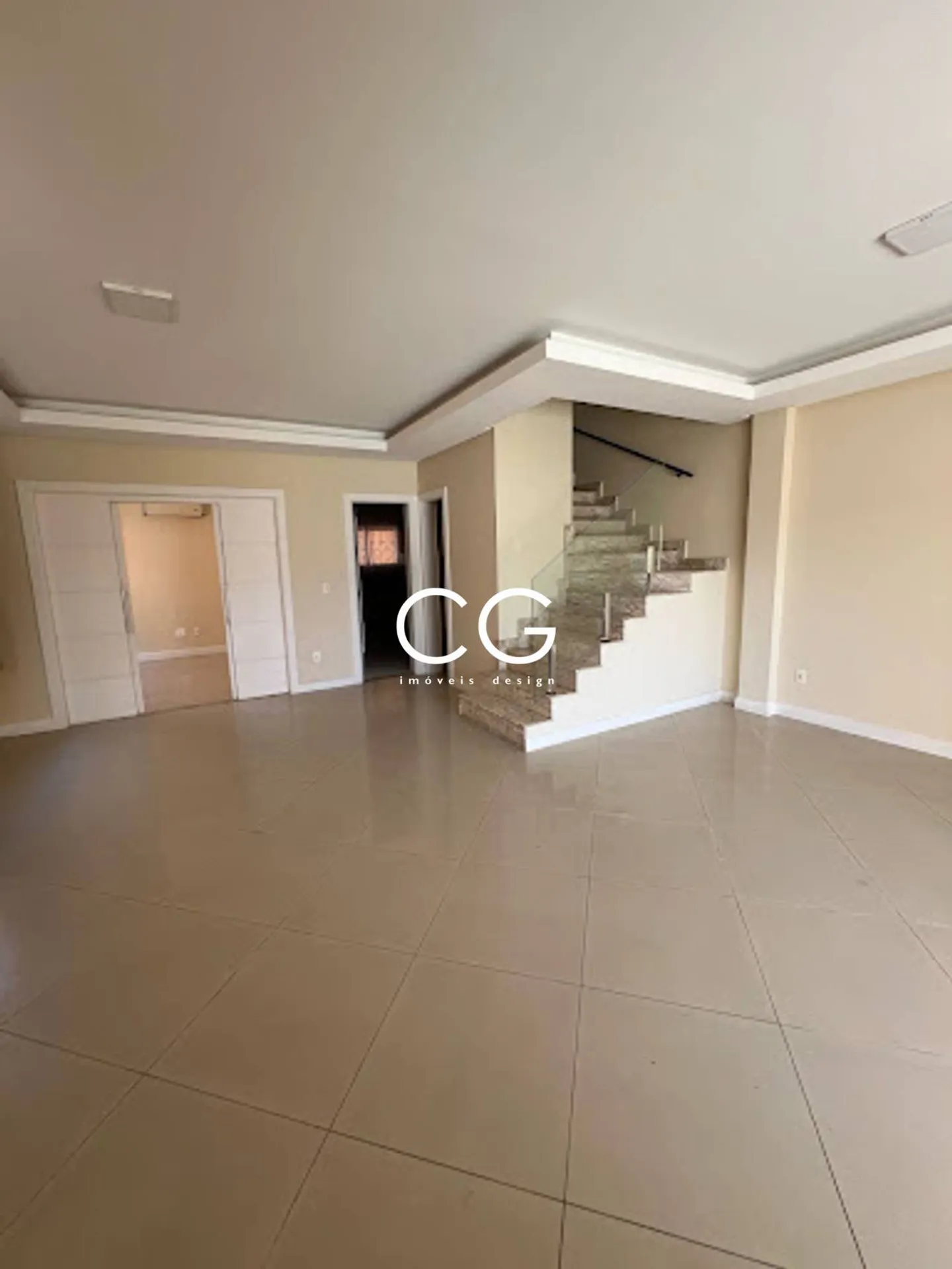 Casa 300 m² com 4 dormitórios e cozinha a gás — photo 3