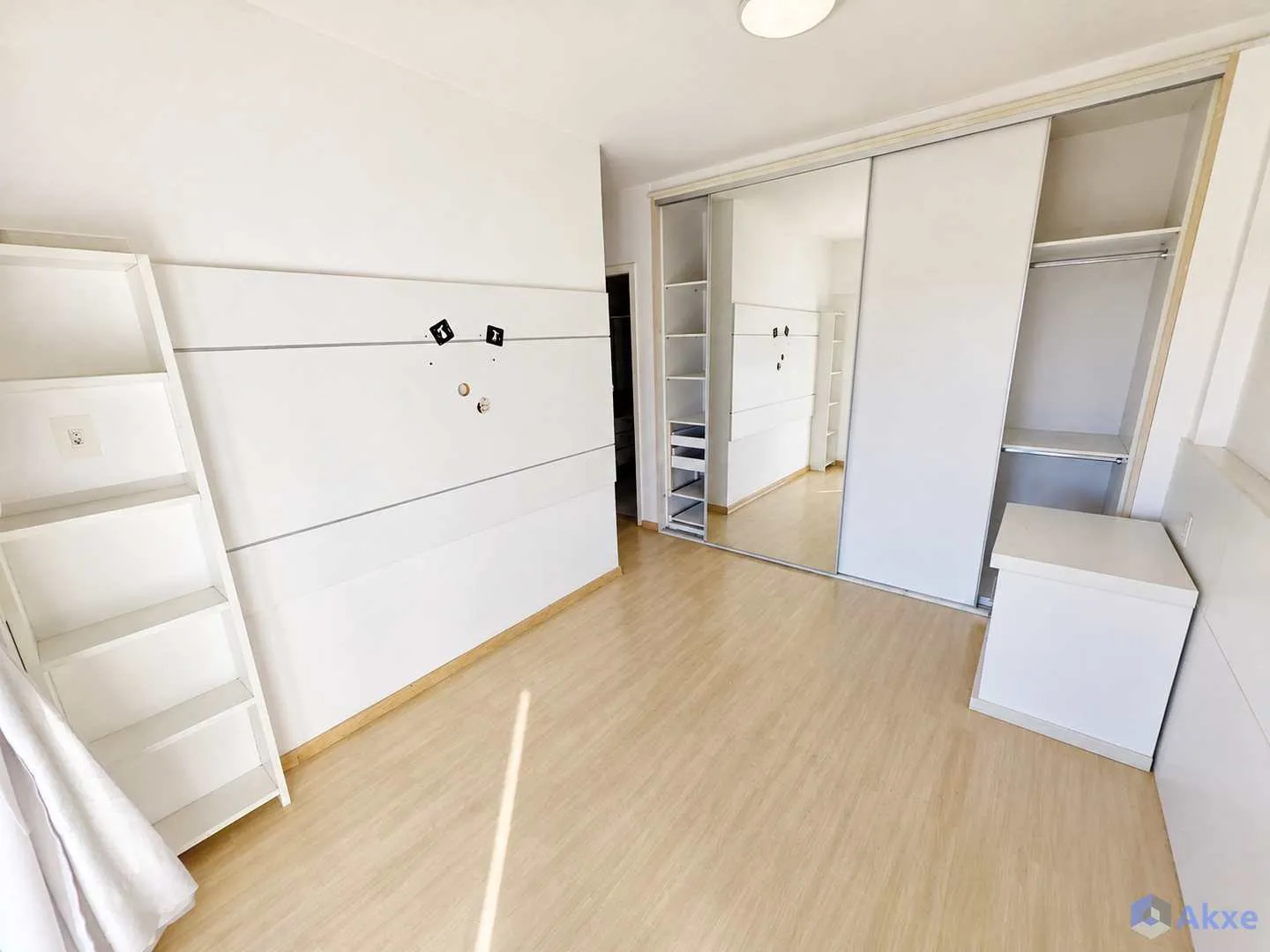 2-bedroom apartment with an en-suite and balcony grill — photo 25