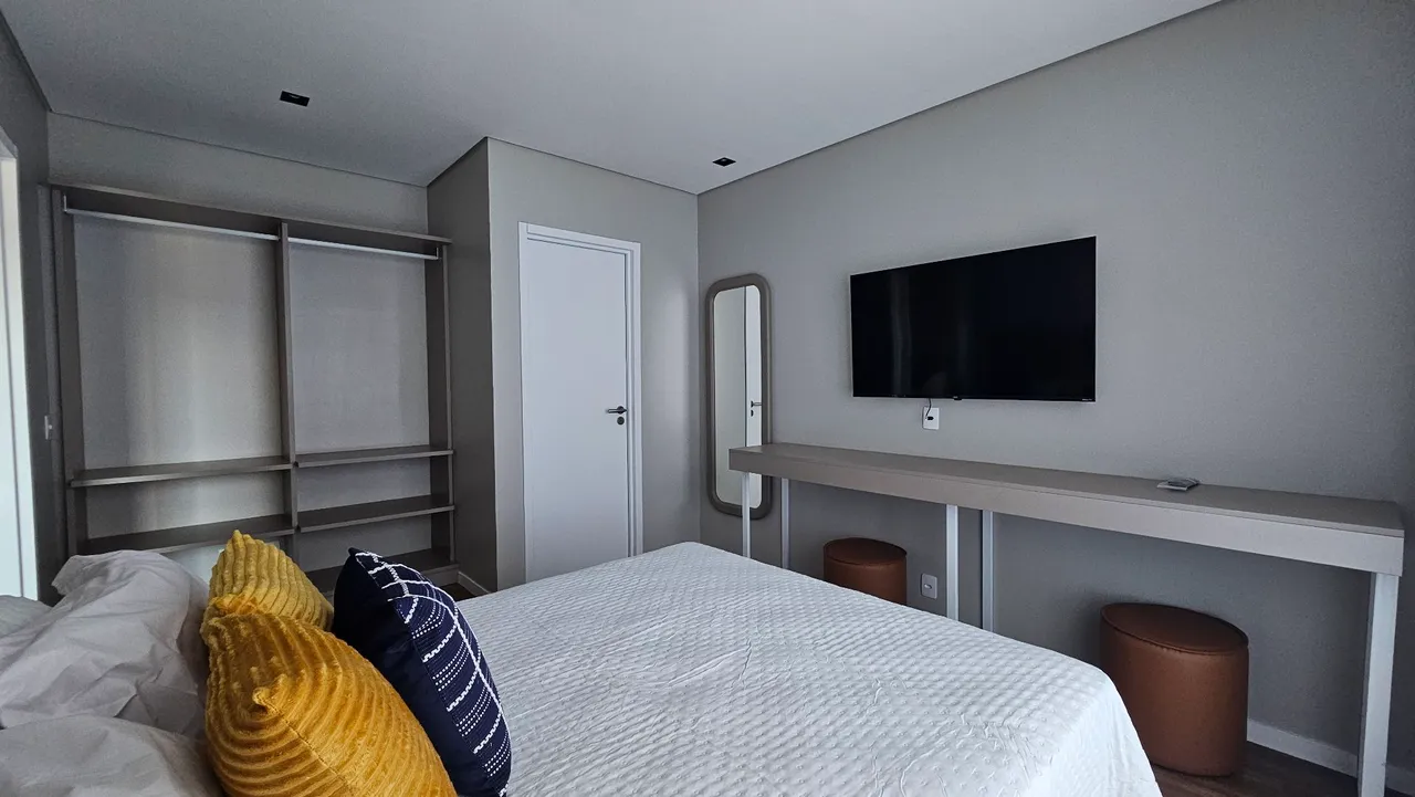 Furnished studio with 1 bedroom and 2 bathrooms plus balcony