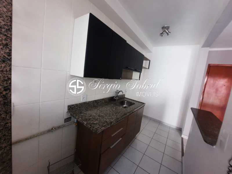 2-bedroom apartment in a building with a pool — photo 5
