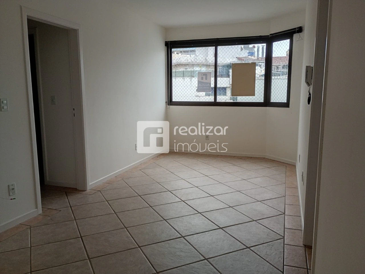 Квартира: 2 спальні, 1 з власною ванною кімнатою, 79 м² — photo 14