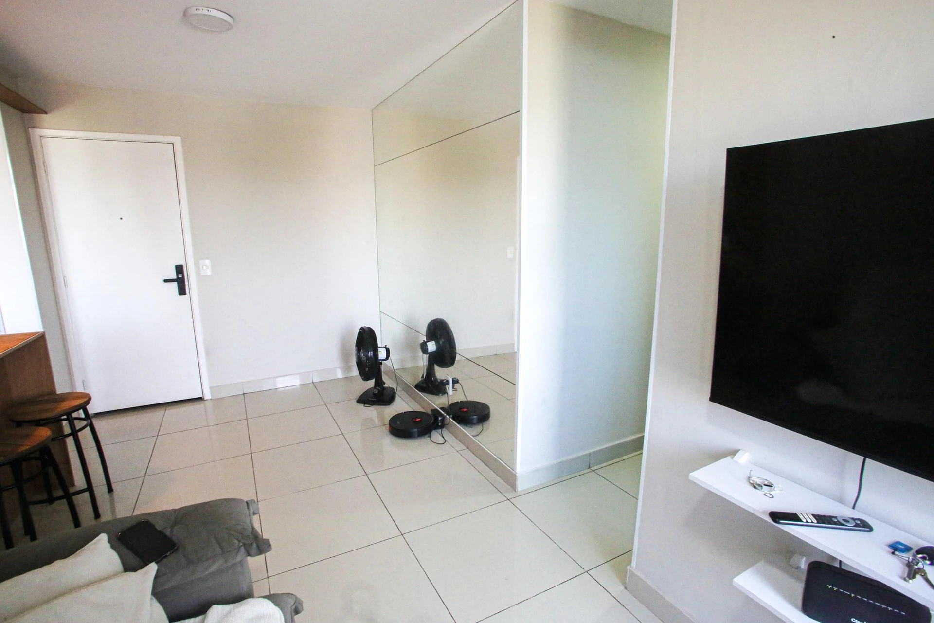 Home office in a 2-bedroom apartment, 54 m² — photo 16