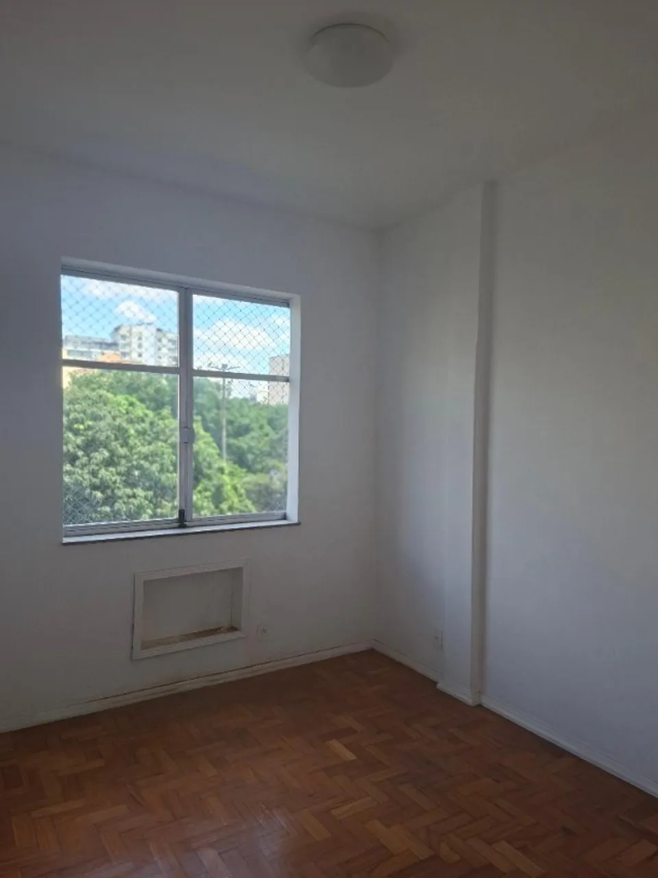 Apartamento com 2 quartos e cozinha separada — photo 17
