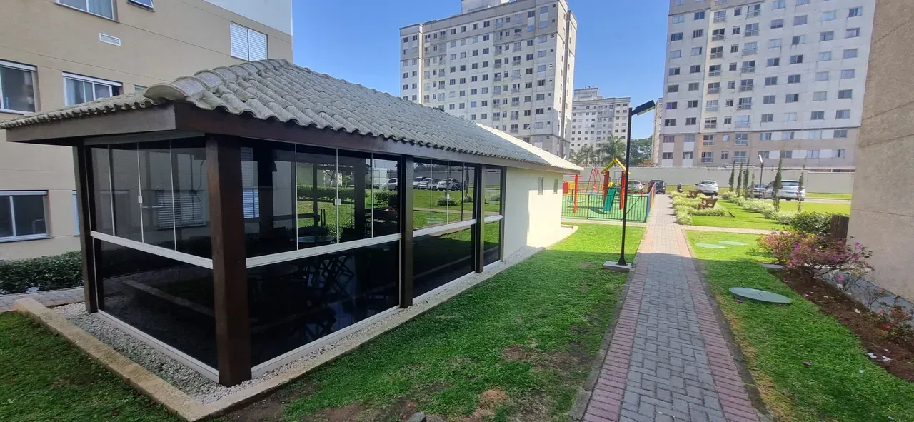 2-bedroom apartment with a washing machine in Curitiba — photo 32