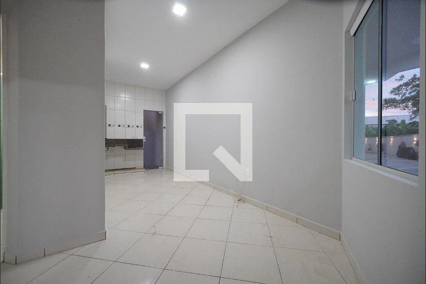Apartamento de 2 dormitorios y 60 m² con 1 plaza de parking — photo 3
