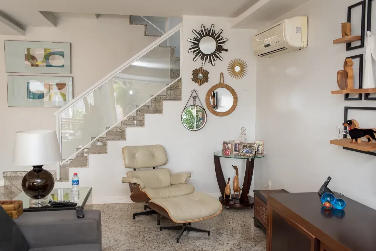Furnished 3-bedroom house with a workspace corner 360 m² — photo 11