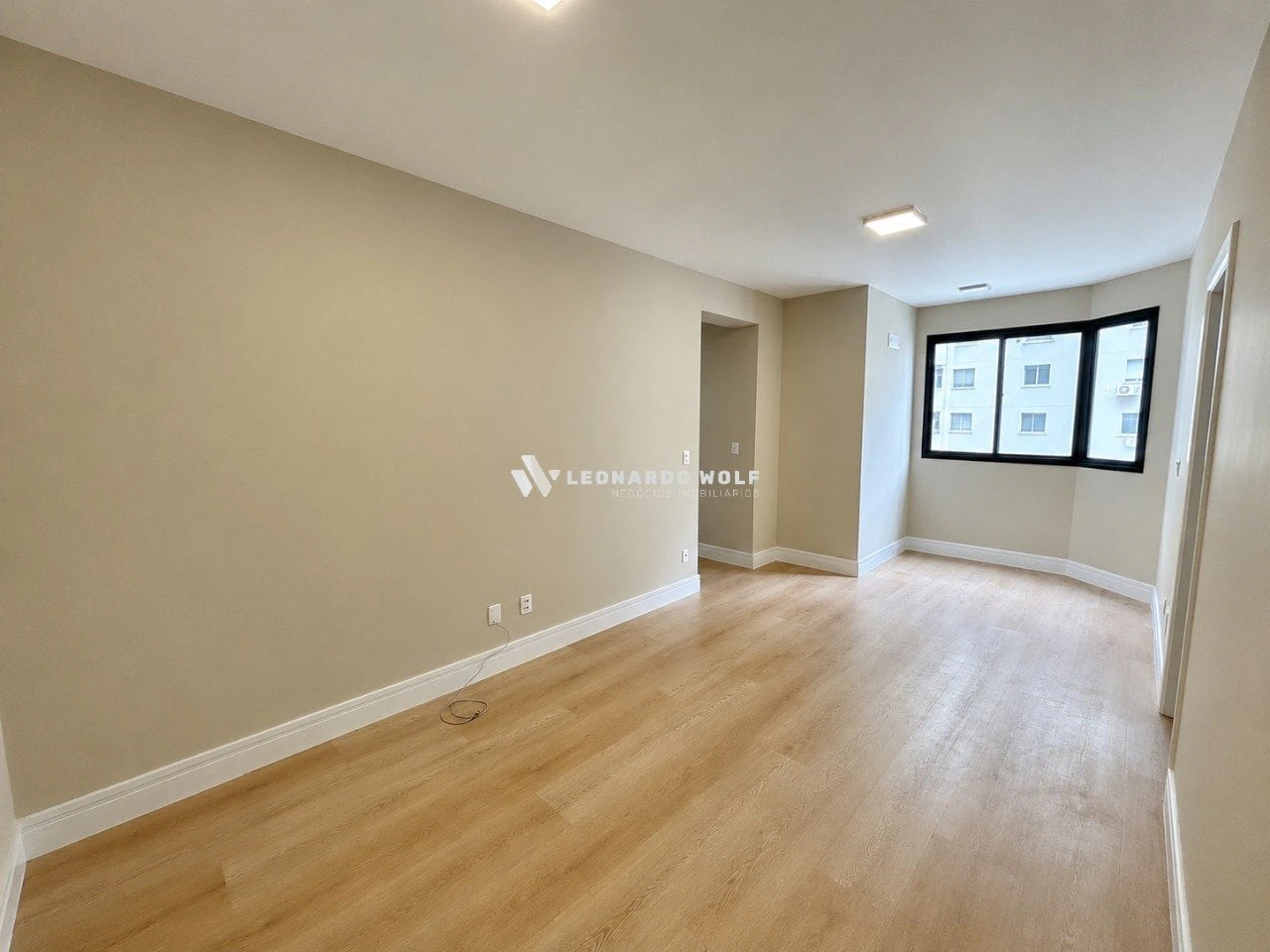 2-bedroom apartment with a washing machine in Florianópolis — photo 4