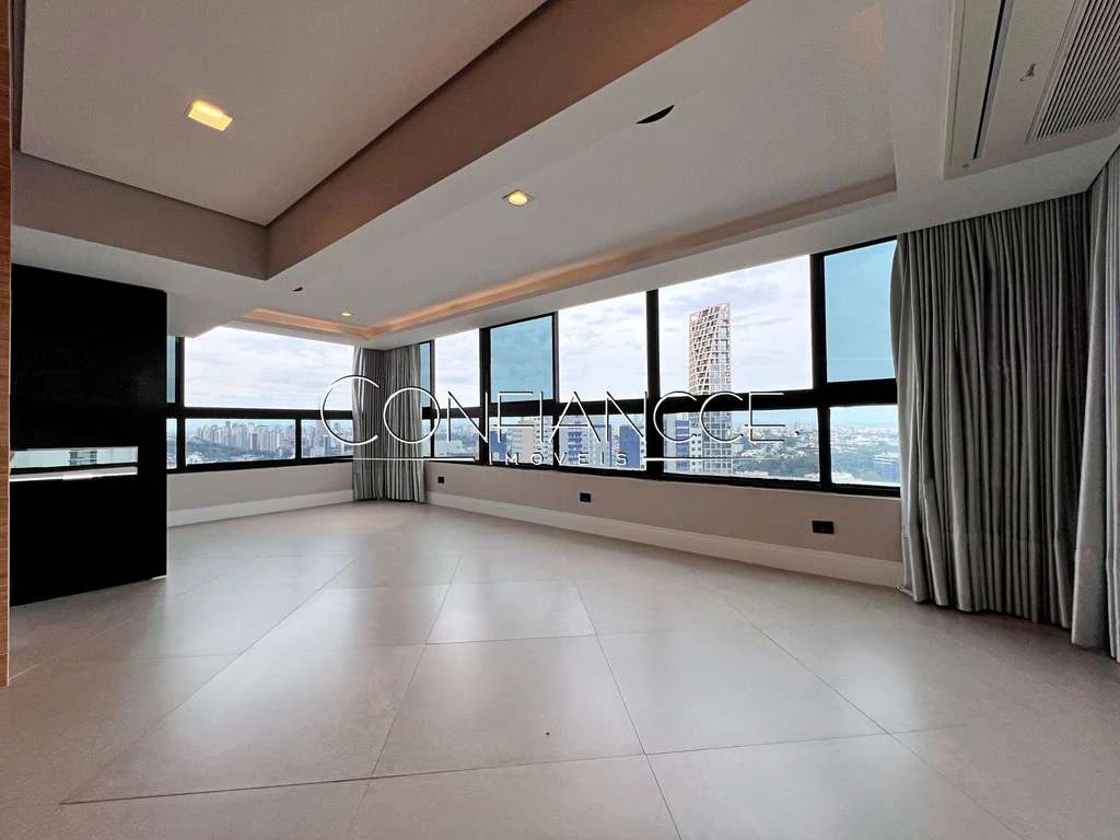 3-bedroom apartment with en-suites and 463 m², 4 parking