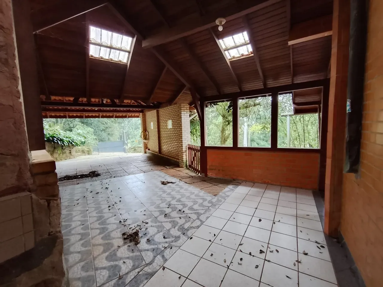3-bedroom house with a bathtub — photo 7