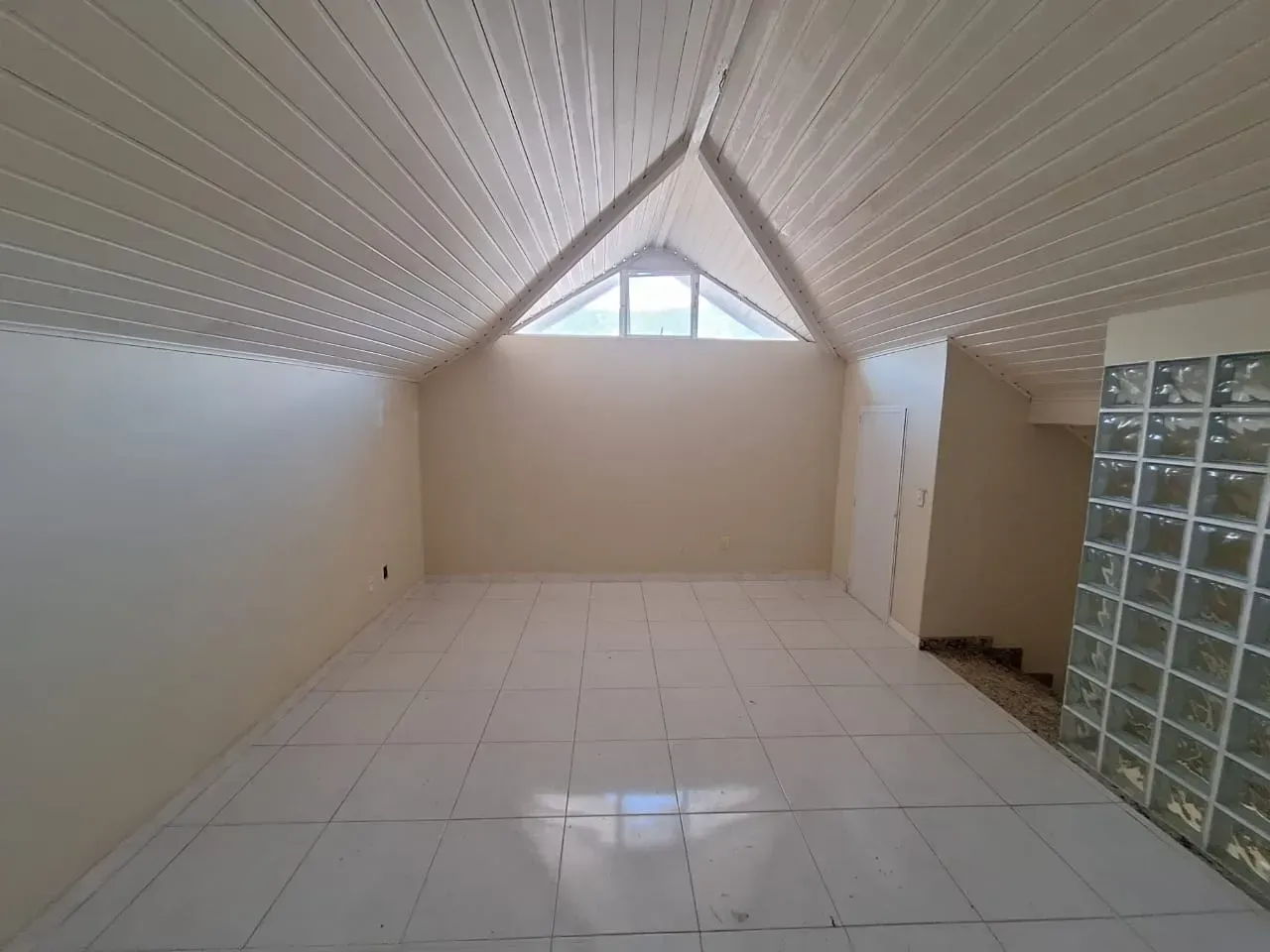 Casa em condomínio fechado com 4 quartos e 3 suítes — photo 27
