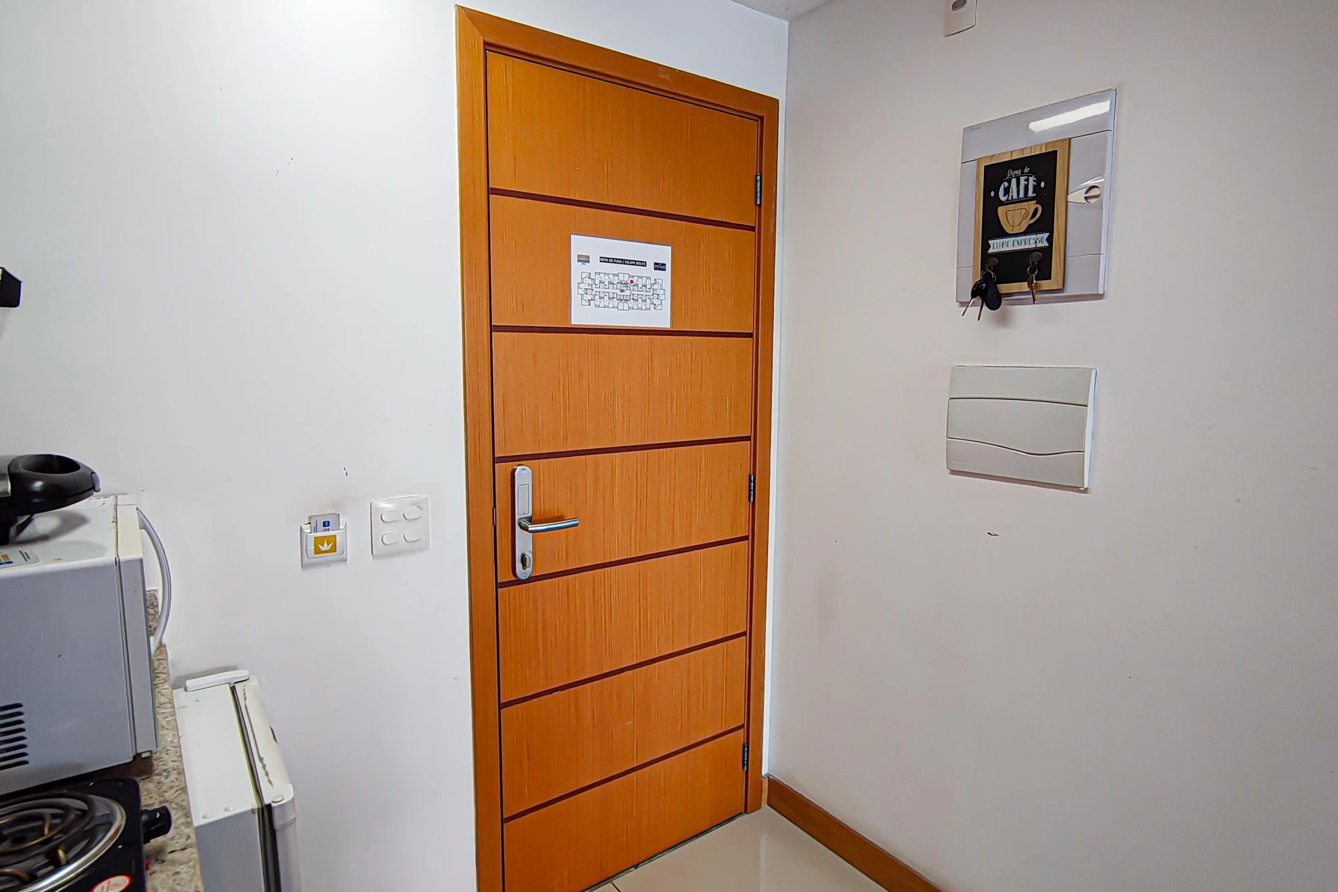 З меблями: 1-кімнатна квартира з інтегрованою кухнею — photo 18
