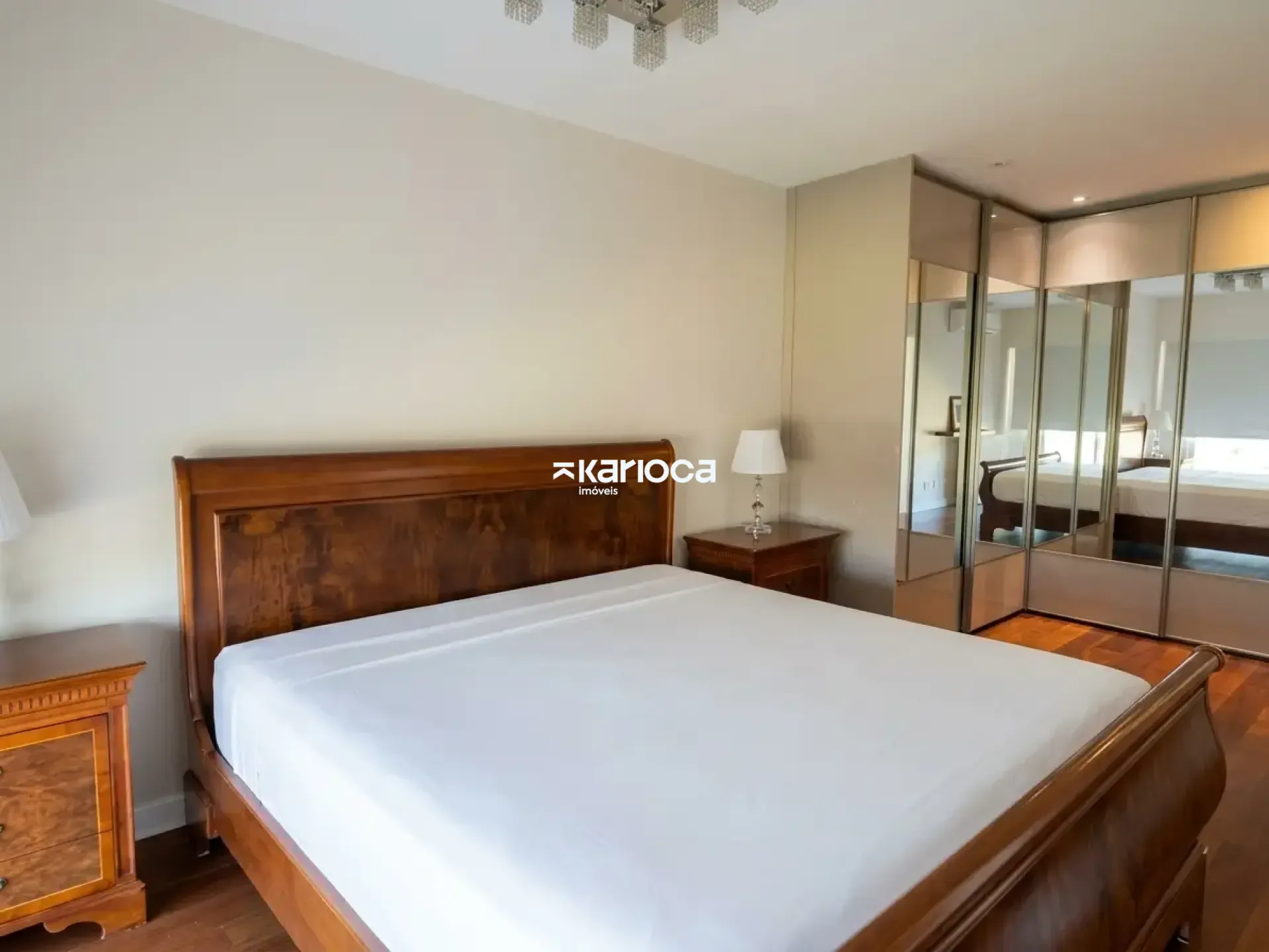 Apartamento mobiliado de 4 quartos com varanda envidraçada — photo 48