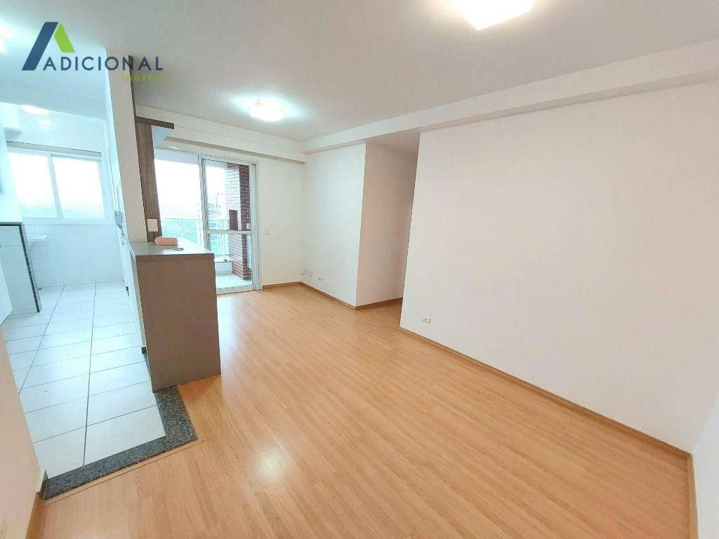 Home office in a 3-bedroom apartment, 69 m²