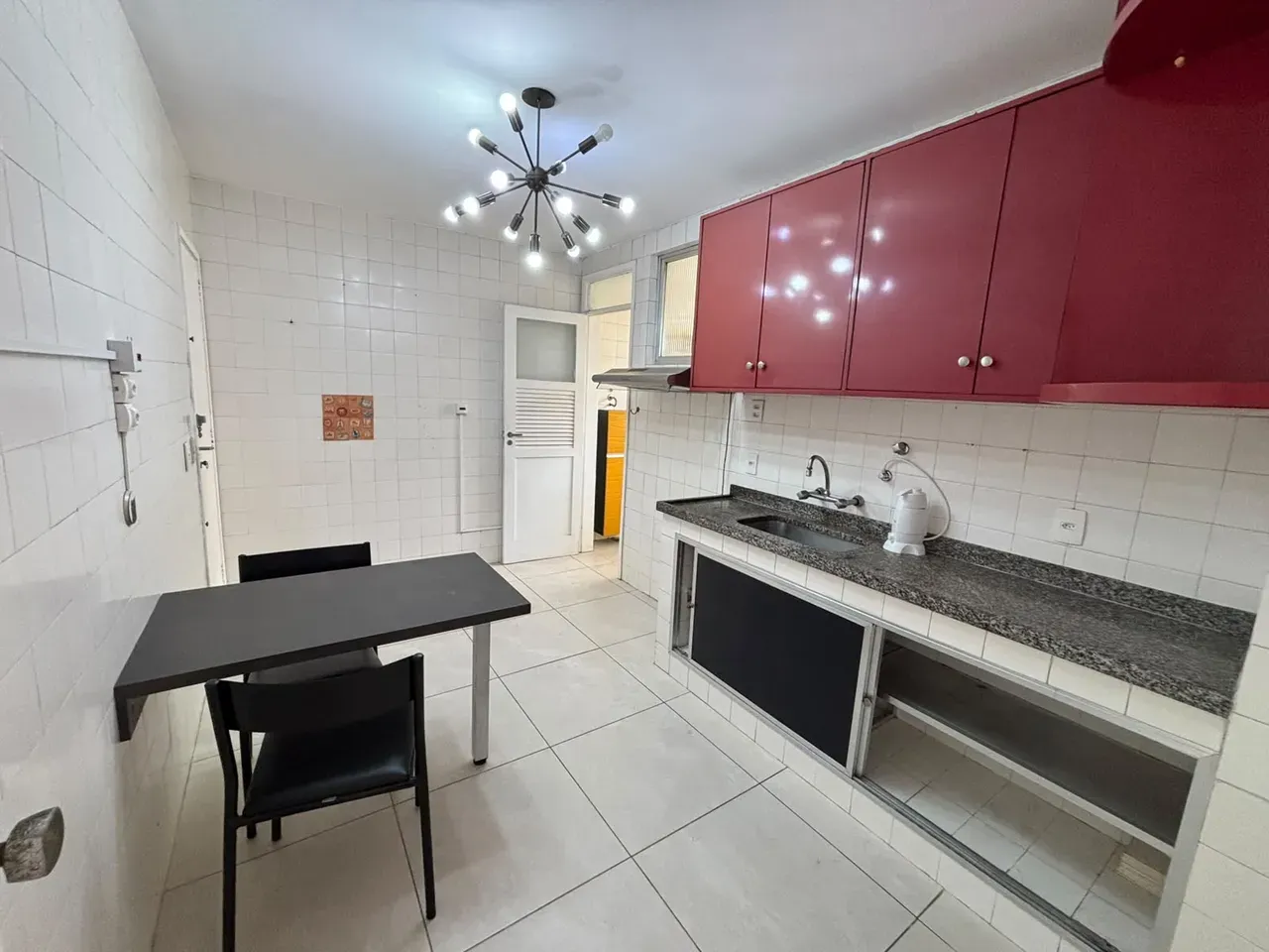 Water view in a 4-bedroom apartment, 130 m² — photo 2