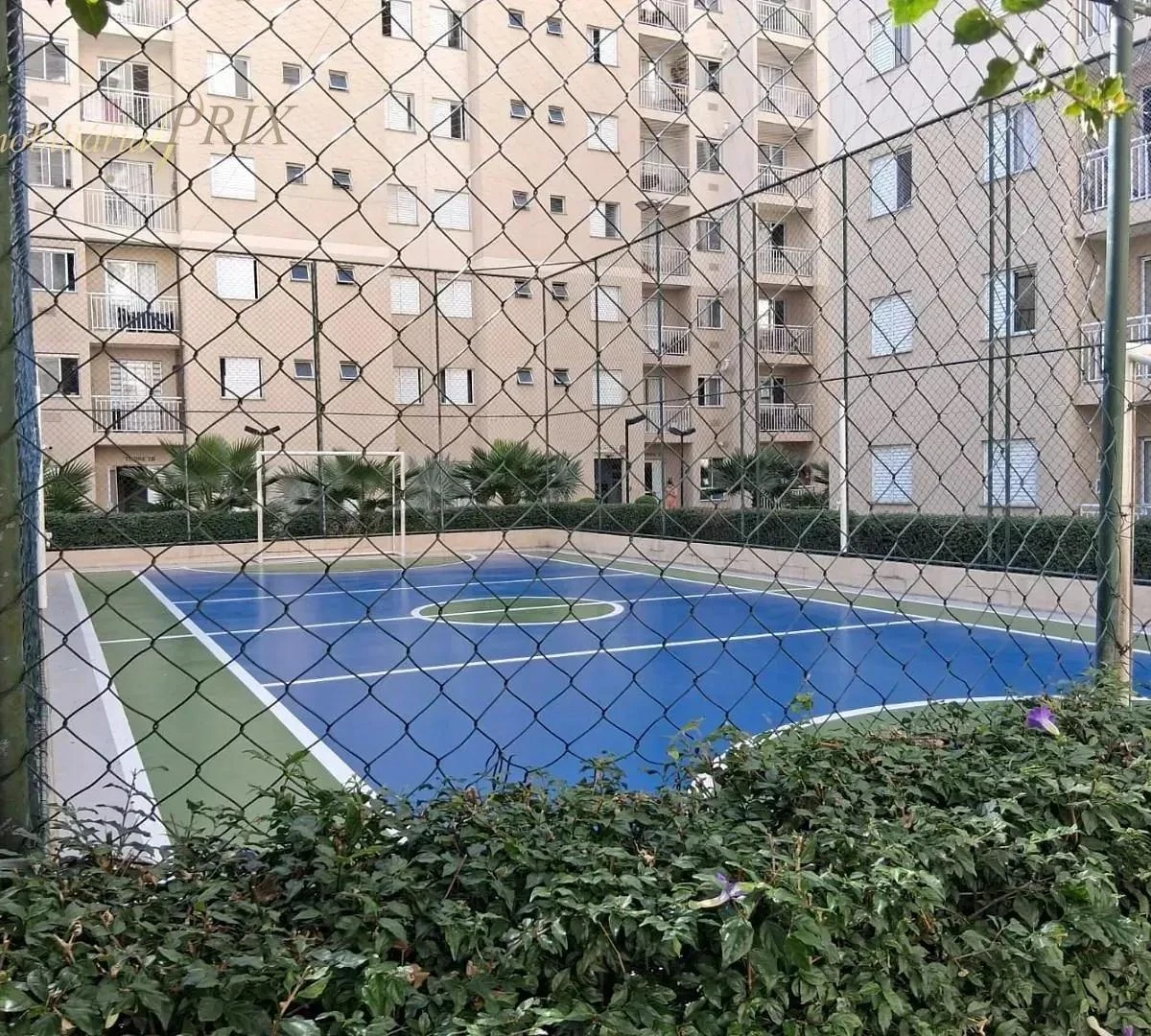3-bedroom apartment with a glass-enclosed balcony — photo 28