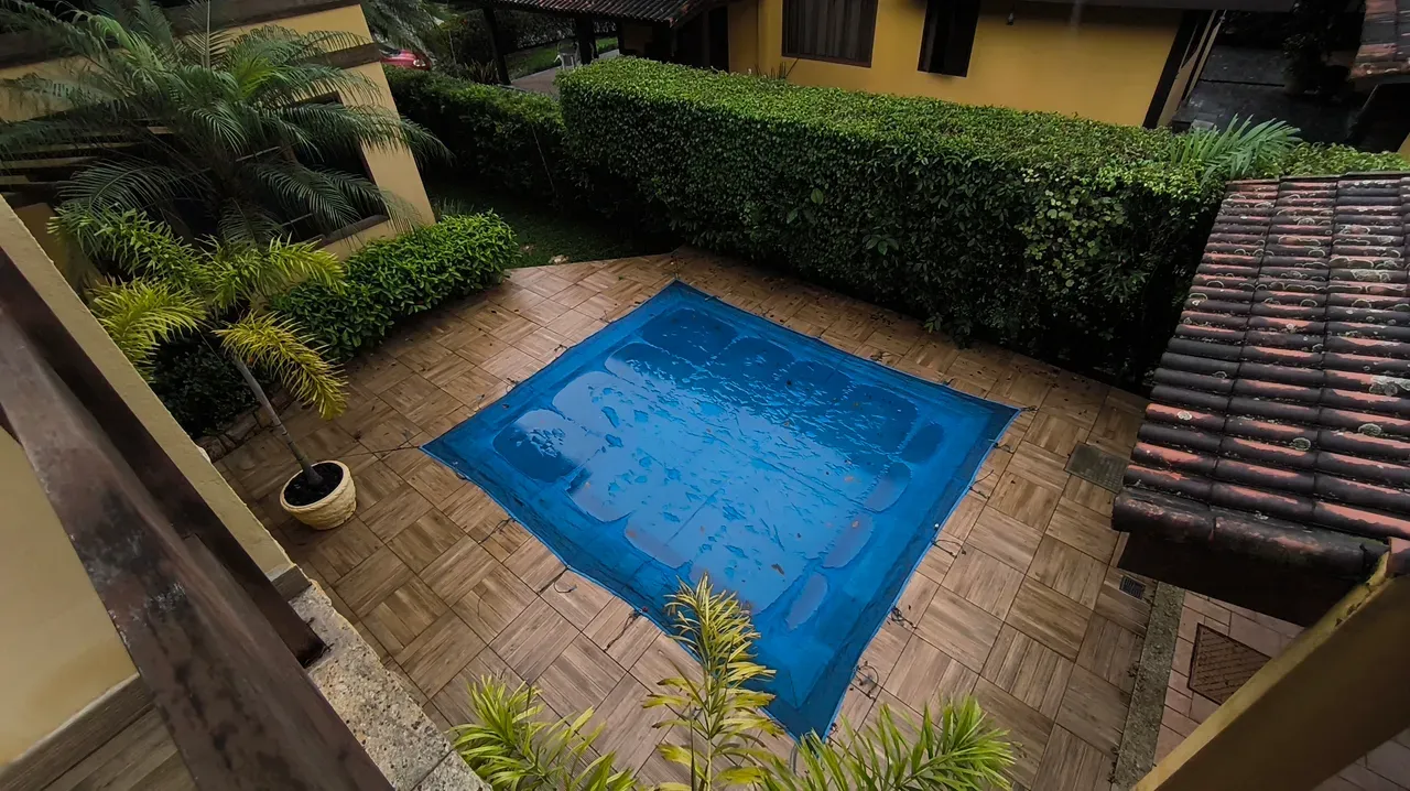 115 m² house with a grill on the balcony and a bathtub — photo 32