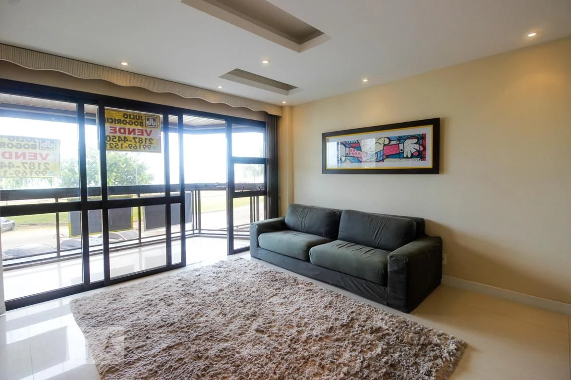 Furnished apartment, 90 m², with a glass-enclosed balcony — photo 8