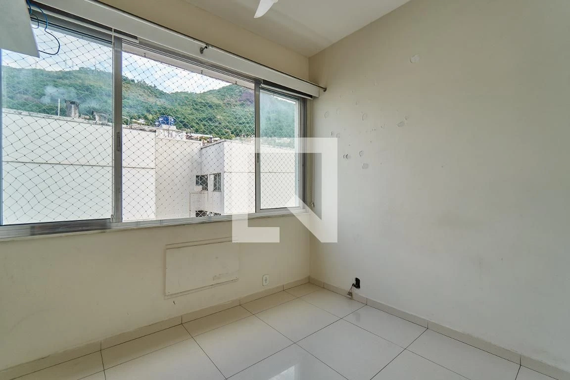 Apartamento com 3 quartos e 1 vaga, cozinha fechada — photo 2