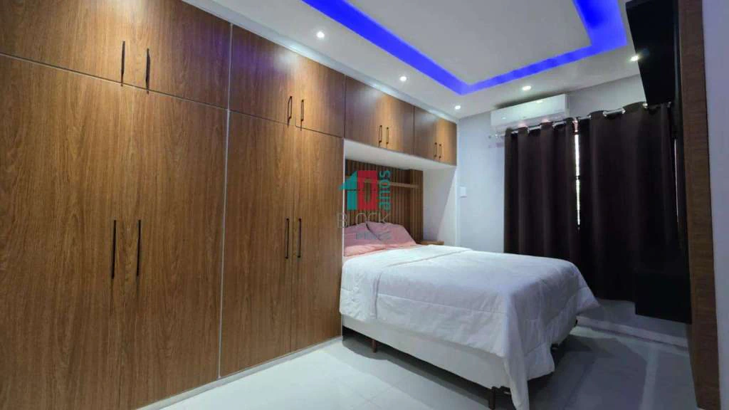 2-bedroom apartment with en-suite and enclosed balcony — photo 3