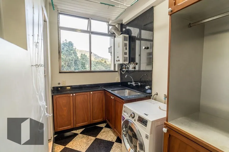 Apartamento com 4 quartos e cozinha fechada a gás — photo 46